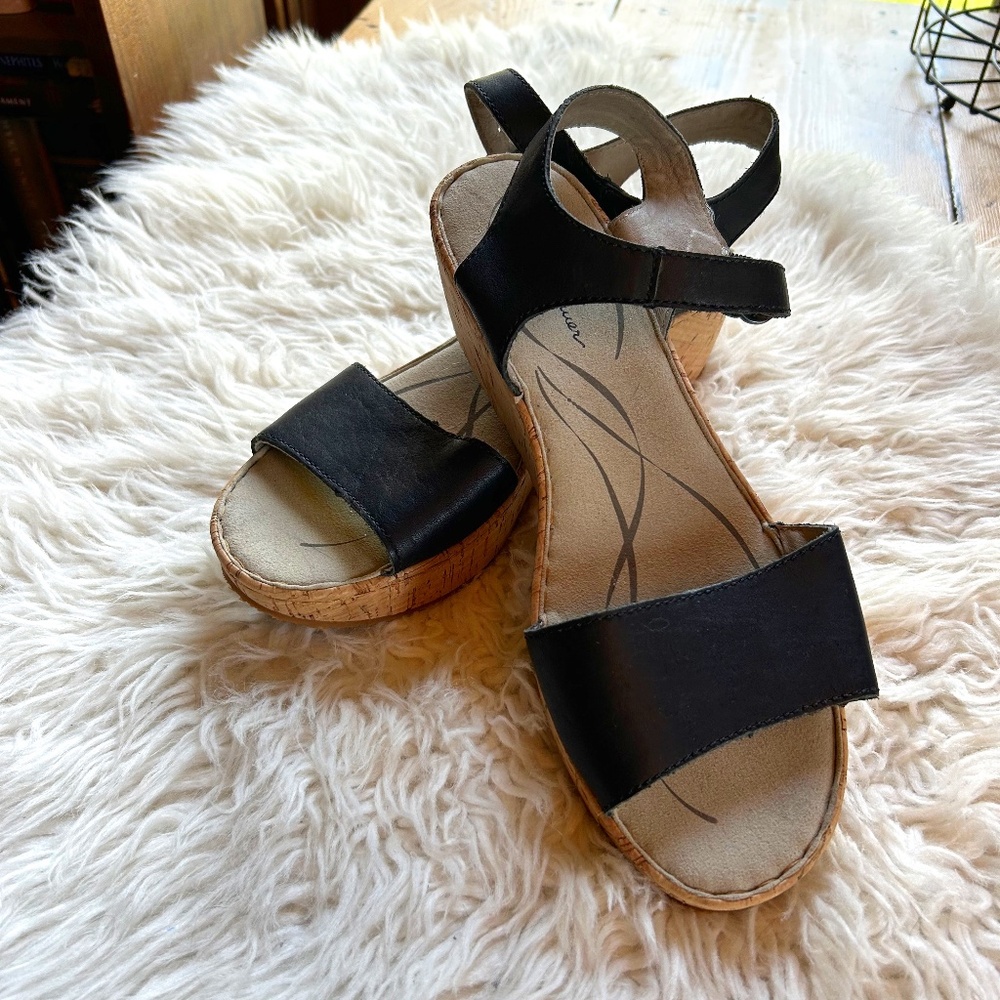 Eddie Bauer Strappy Blue Leather Kara Cork Wedge Platform Heel Open Toe Sandal